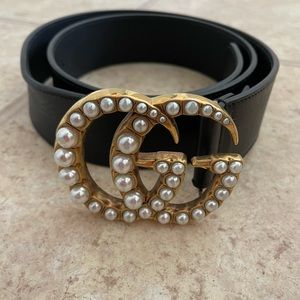 Black Gold w/ pearls Gucci belt